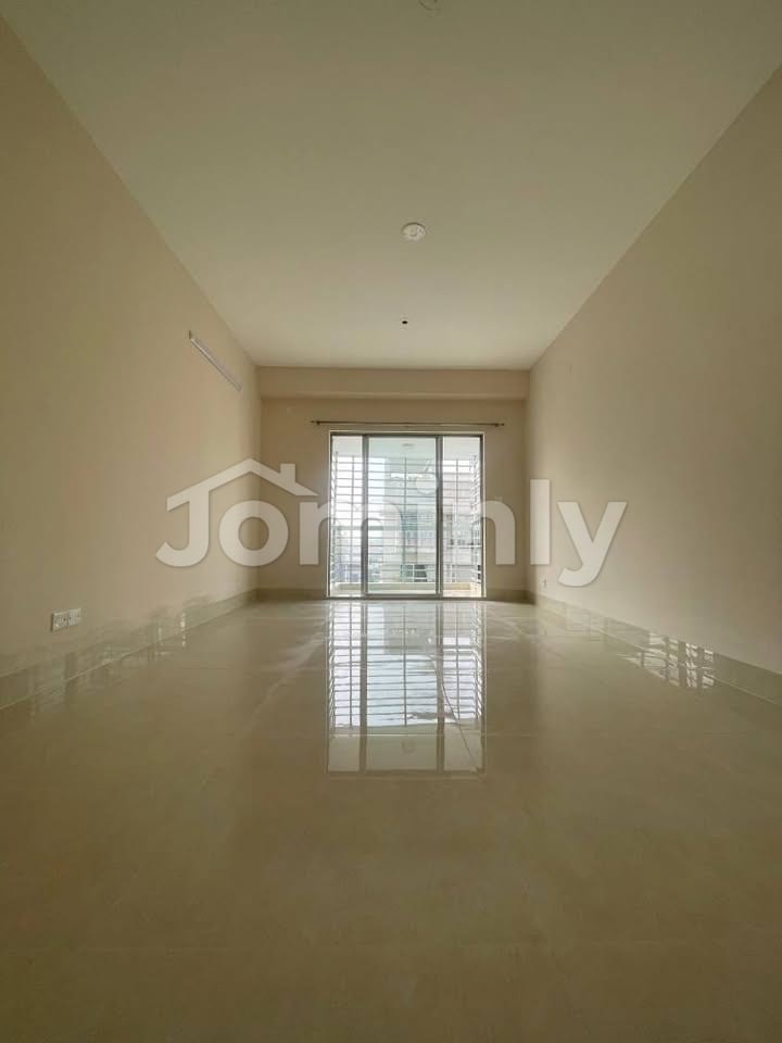 2,300 SQFT Single-Unit Used Apartment with Titas Gas @ Sector 13, Uttara - 5