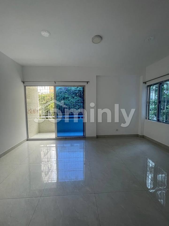Top-Floor 1,600 SQFT Ready Apartment with Titas Gas & Community Hall @ Sector 7, Uttara - 4