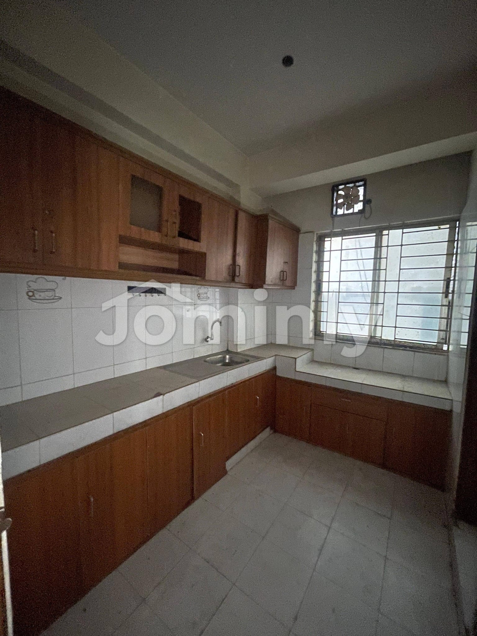 West-Facing 1,800 SQFT 3rd Floor Ready Apartment with Titas Gas @ Sector 12, Uttara - 3