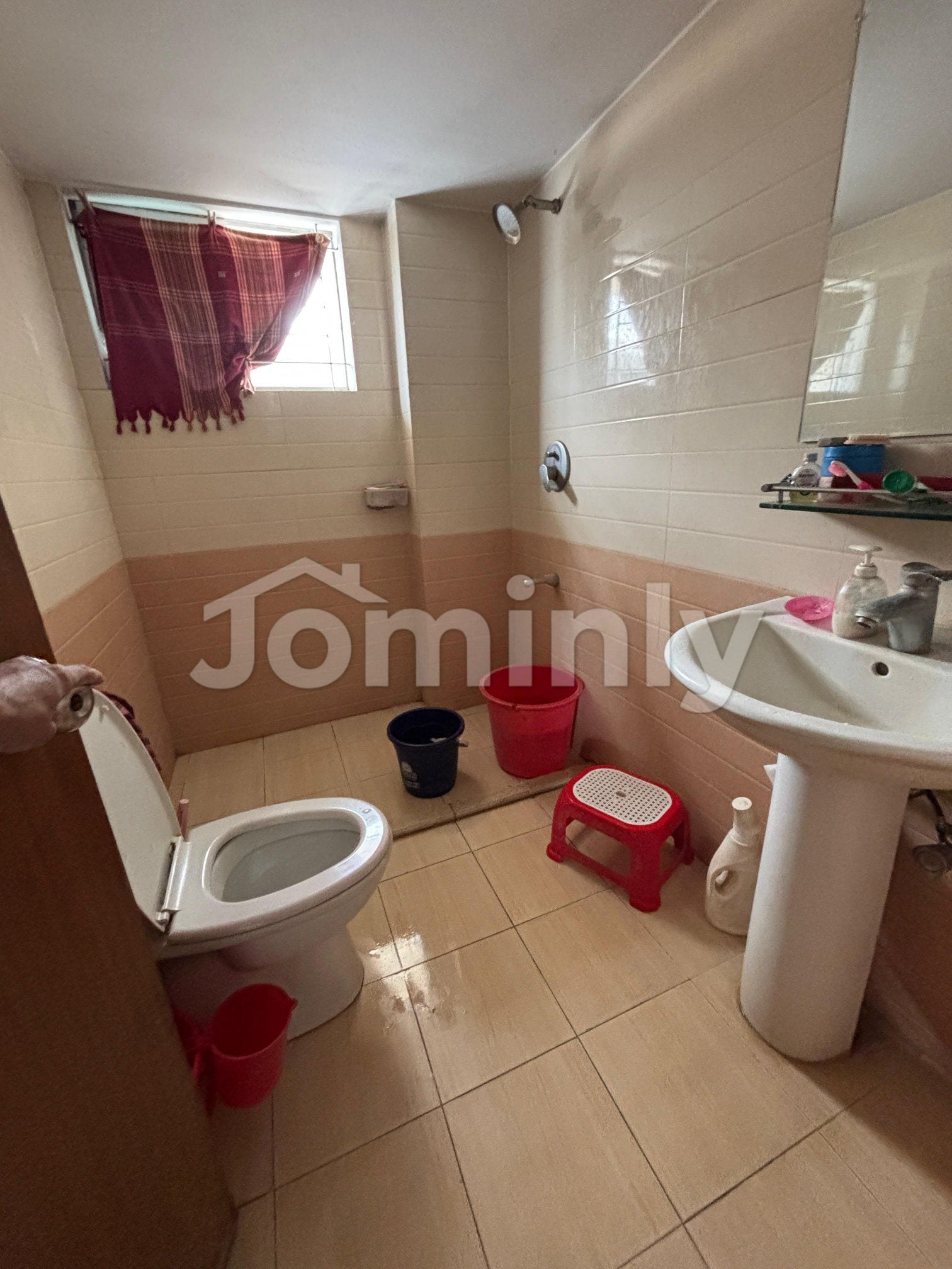 1570 Sft 3-Bedroom Top Floor Family Apartment for Rent in Bashundhara R/A Block G - 4