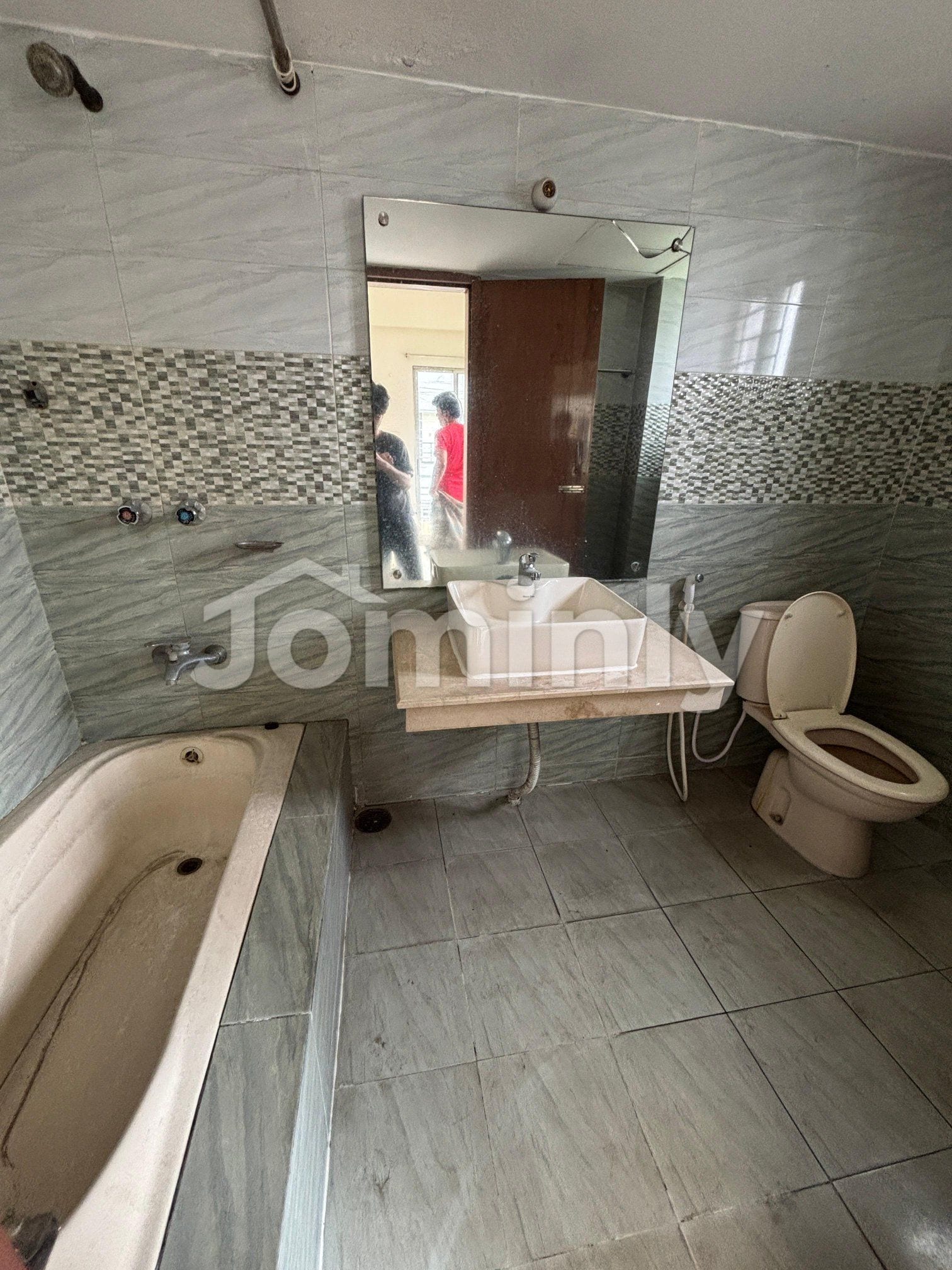 1790 Sft 3-Bedroom Family Apartment with 4 Balconies for Rent in Bashundhara R/A Block G - 2