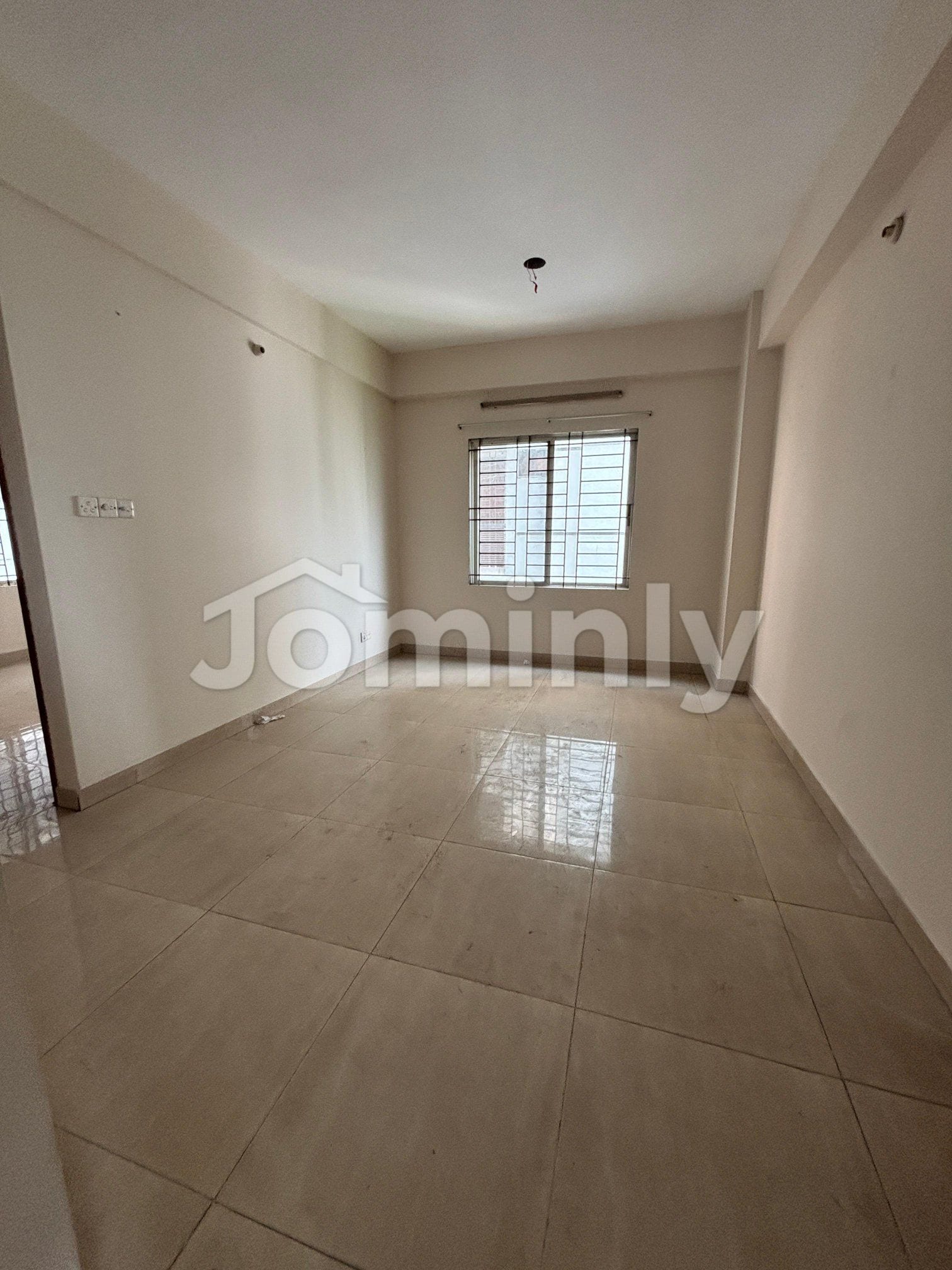 1790 Sft 3-Bedroom Family Apartment with 4 Balconies for Rent in Bashundhara R/A Block G - 5