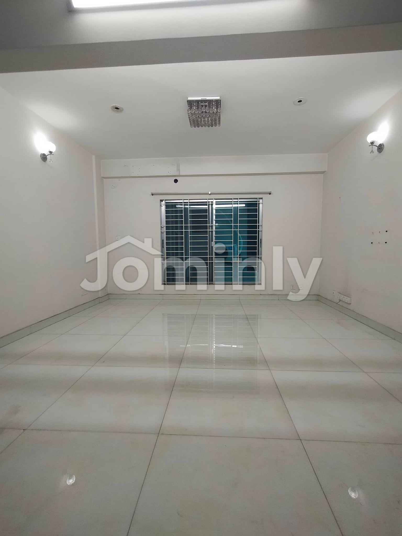 Luxurious 2000 Sft 3-Bedroom Apartment with Servant Quarter for Rent in Banani South - 2