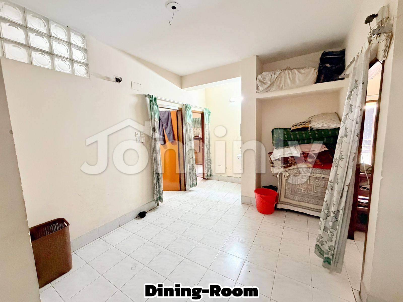 South-Facing 1,500 SQFT 3-BHK Flat with Titas Gas @ Hatkhola Road, Motijheel Area - 2