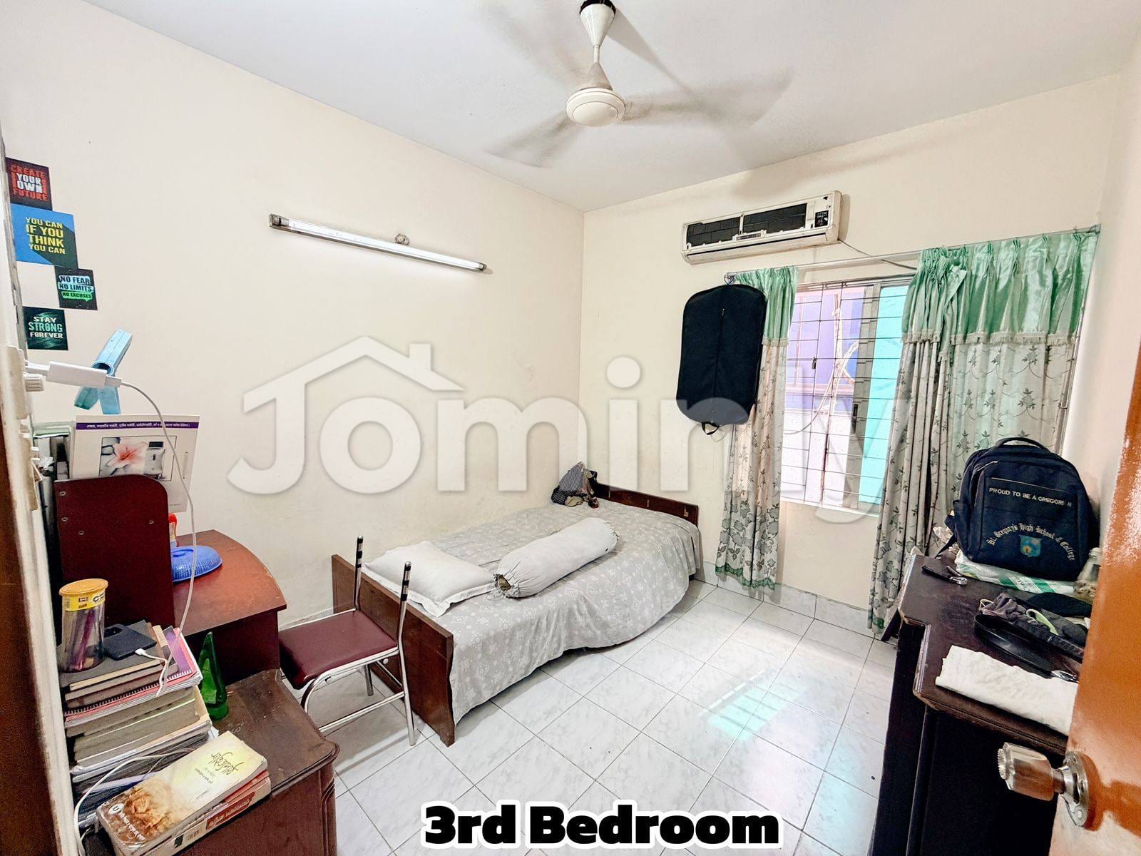 South-Facing 1,500 SQFT 3-BHK Flat with Titas Gas @ Hatkhola Road, Motijheel Area - 4
