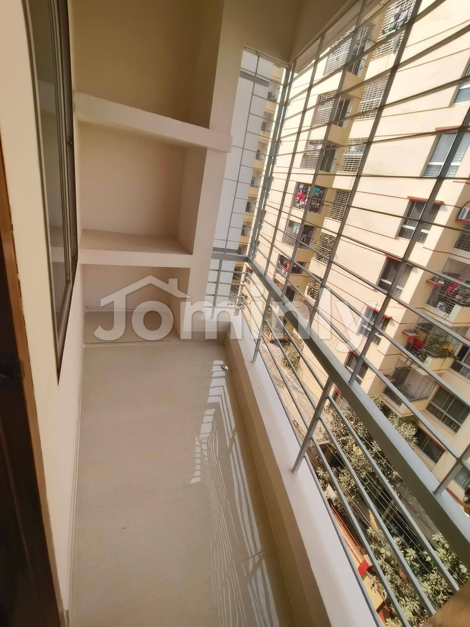 Premium 1,850 SQFT 3-BHK West-Facing Ready Flat @ Road 25, Sector 7, Uttara - 3