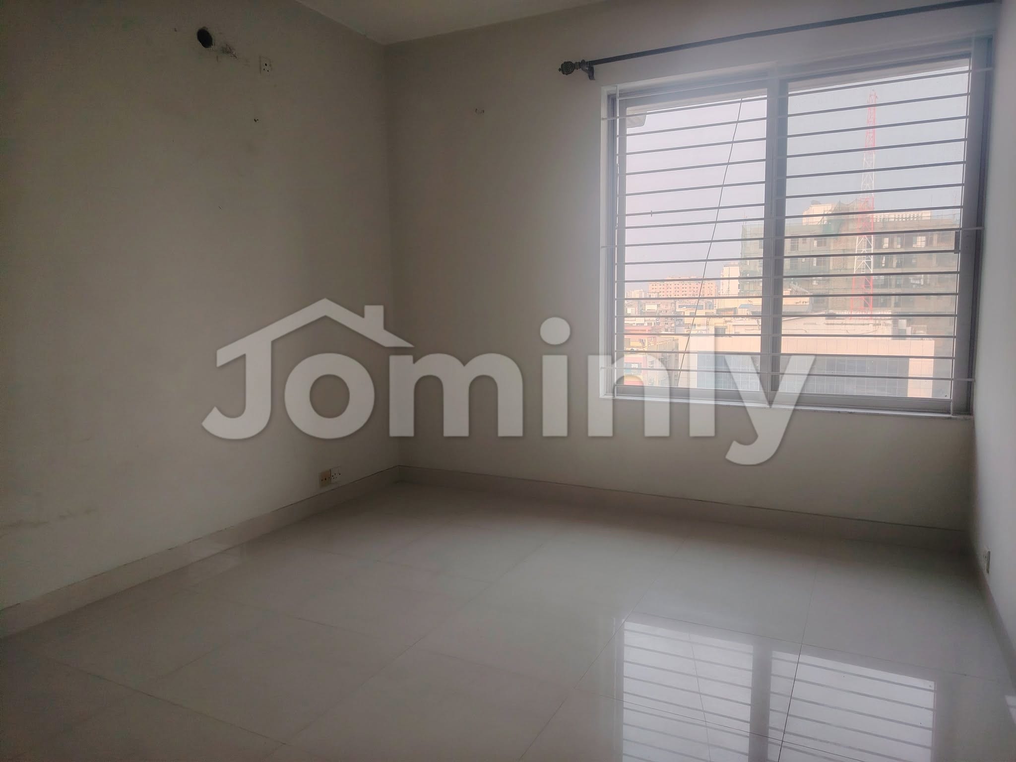 North-Facing Residential Flat on 11th Floor with Car Parking for Sale at Bangla Motor Next to Dhaka Bank - 5