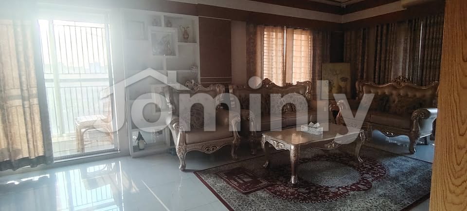 South-Facing Luxury Single-Unit Residential Flat on 5th Floor with Car Parking for Sale at Lalmatia Block-E Near City Hospital - 2