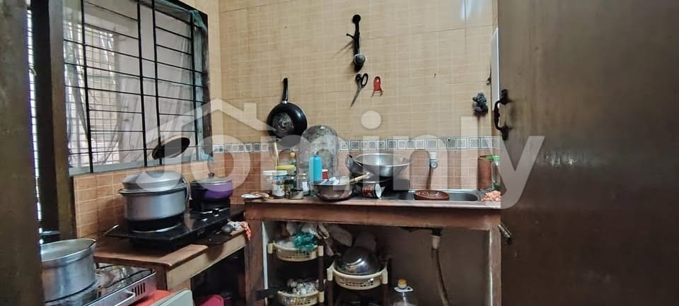 North-Facing Residential Flat on First Floor with Car Parking for Sale at West Dhanmondi Jafrabad - 2