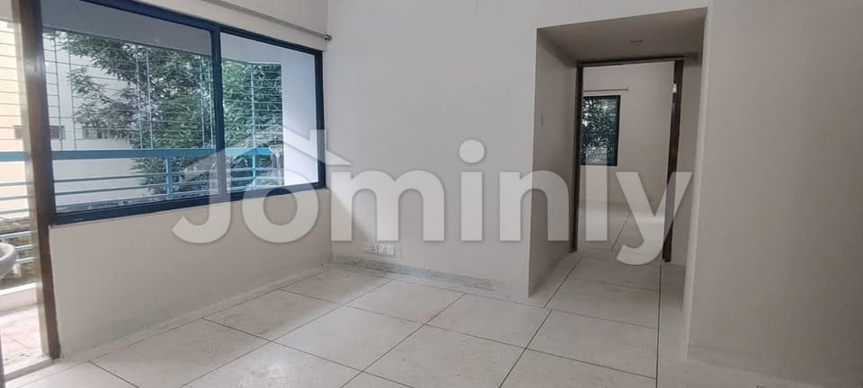 Residential Flat on First Floor with Car Parking for Sale at Dhanmondi Road 4/A West - 5