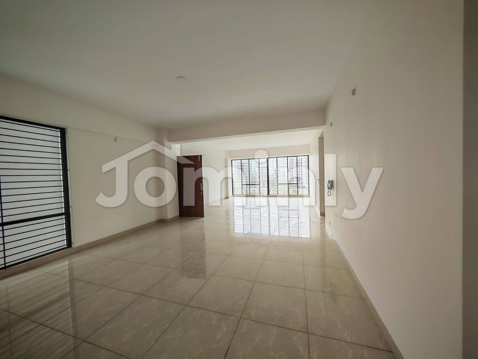 Brand New 2,250 SQFT 3 BHK Luxury Apartment for Sale with Swimming Pool at Bashundhara R/A Block M - 2
