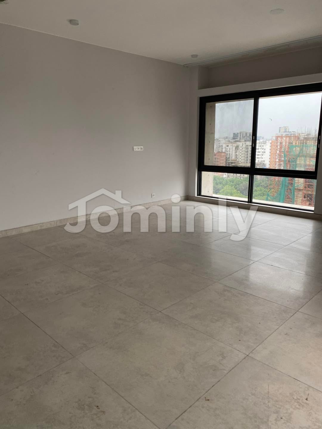 Grand 6,800 SQFT 4 BHK Brand New Luxury Apartment with Swimming Pool on 13th Floor for Sale at North Gulshan - 3