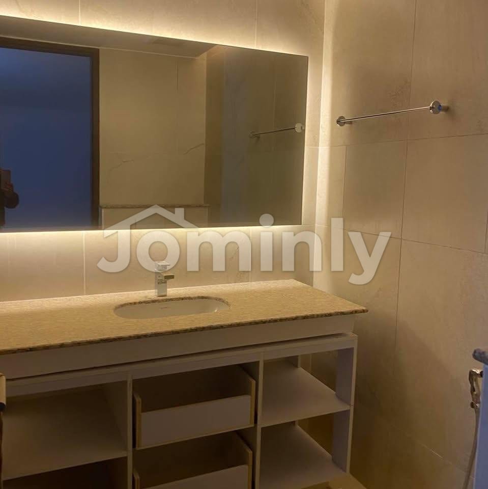 Grand 6,800 SQFT 4 BHK Brand New Luxury Apartment with Swimming Pool on 13th Floor for Sale at North Gulshan - 4