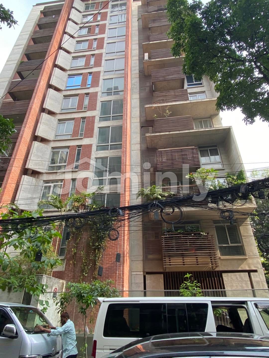 Single-Unit 5,000 SQFT 4 BHK Luxury Apartment on Eighth Floor for Sale at North Gulshan - 3