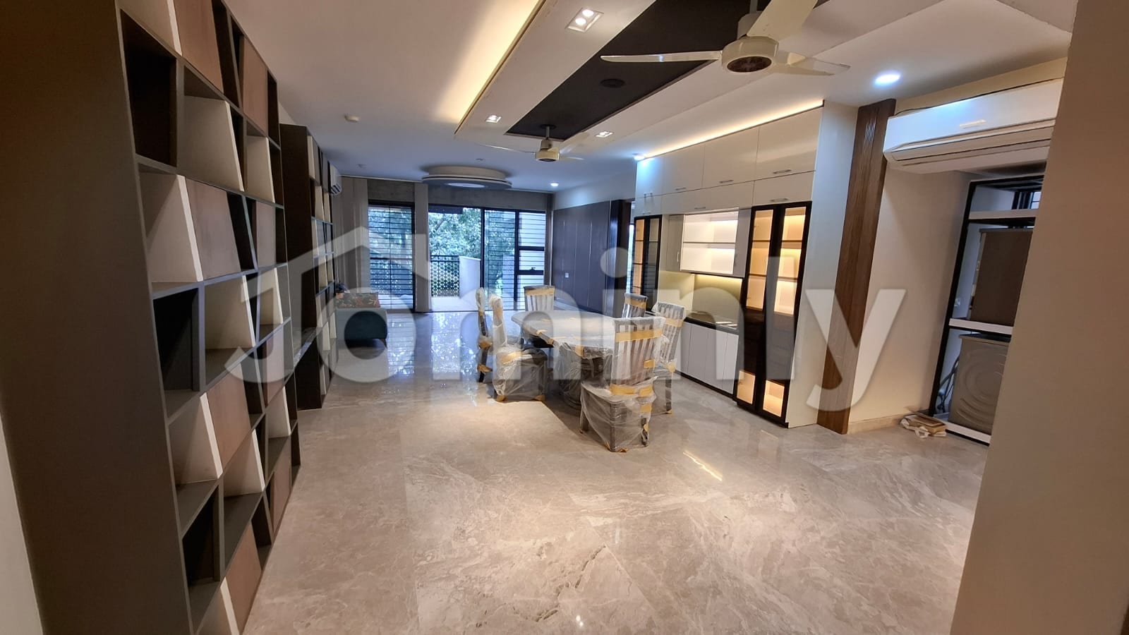 Fully Furnished 4,700 SQFT 4 BHK Luxury Apartment on the 2nd Floor at Gulshan - 2