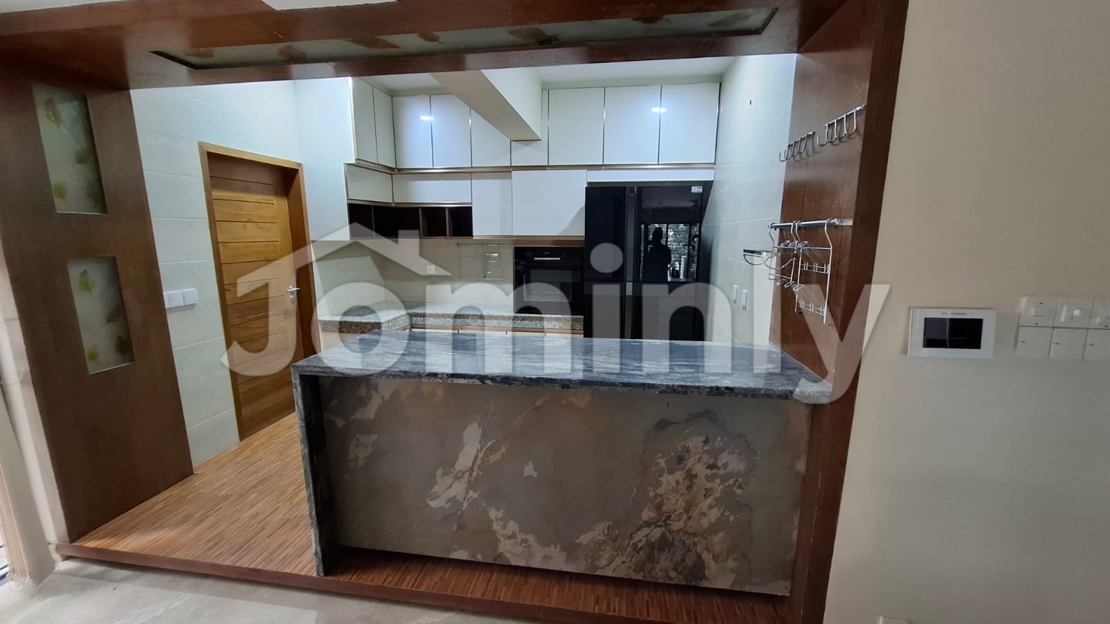 Fully Furnished 4,700 SQFT 4 BHK Luxury Apartment on the 2nd Floor at Gulshan - 4