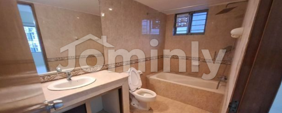 3,500 Sft 4 BHK Used Apartment with 2 Car Parkings on a 2016-Built Tower at Gulshan 2 - 3
