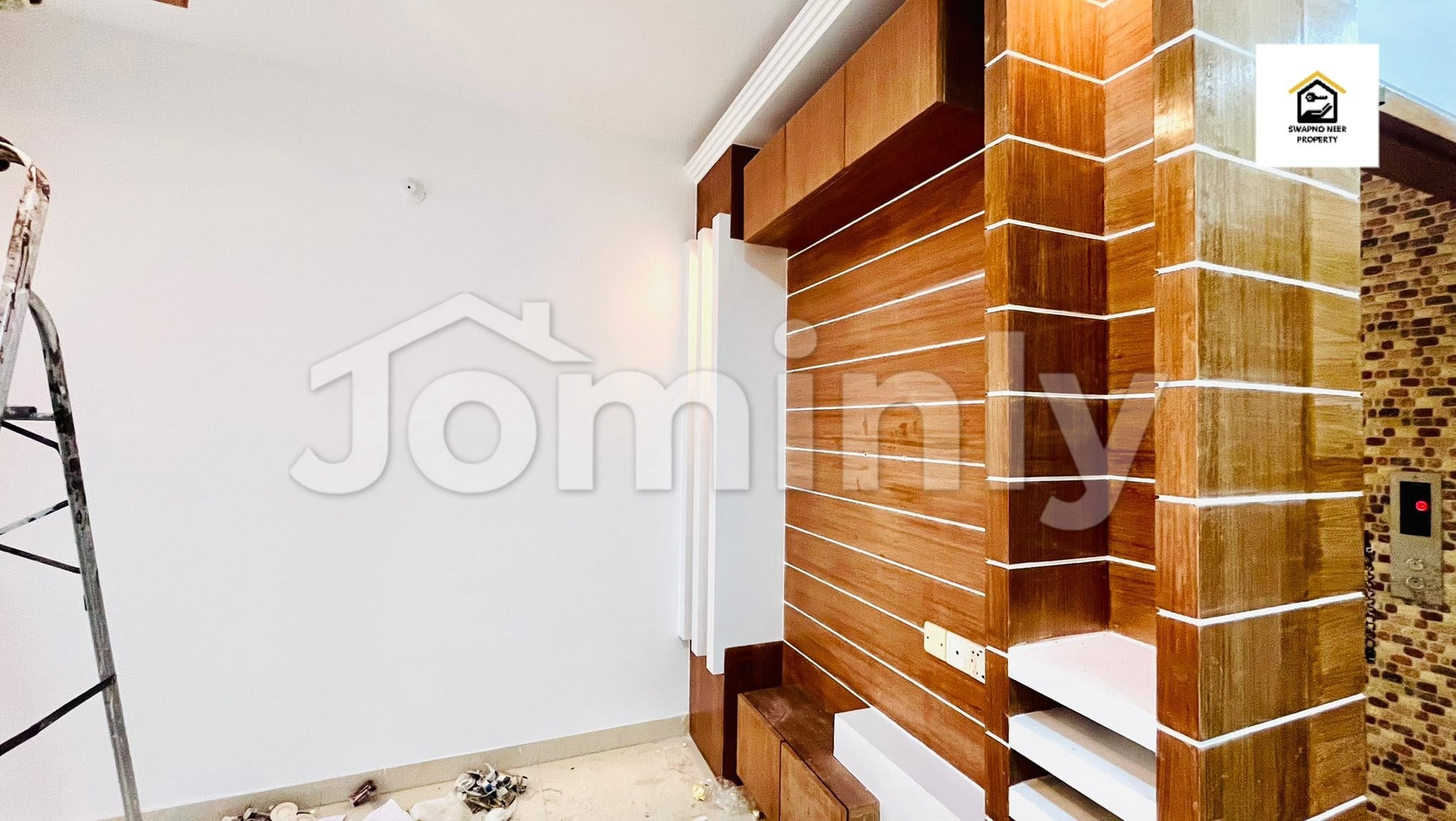 Below Market Price 1,560 Sft 3 BHK Re-sale Apartment (4th Floor) with Parking at Bashundhara R/A - 3