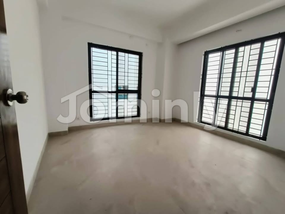 Brand New 1,845 Sqft 3 BHK South-Facing Flat for Sale at Kalabagan with Car Parking - 3