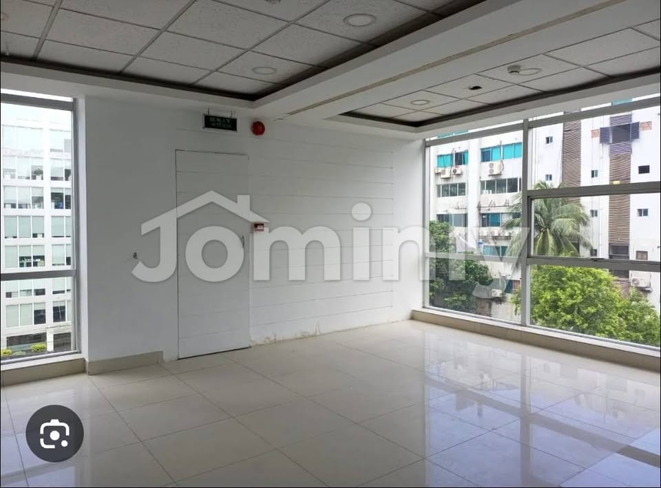 Single Unit 4,150 Sqft South-Facing Leased Commercial Space for Sale at Tower Hamlet, Kamal Ataturk Avenue, Banani - 4