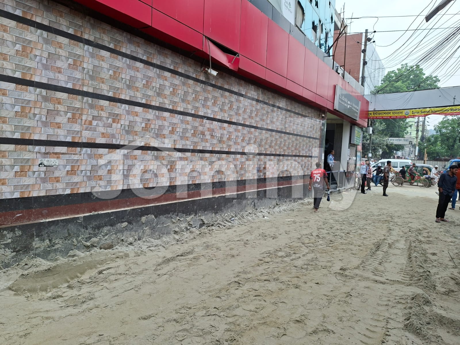 Massive 14,000 Sqft Ground Floor Commercial Space for Rent at J-Block, Baridhara (Ideal for Clinic, Showroom, or Supershop) - 4