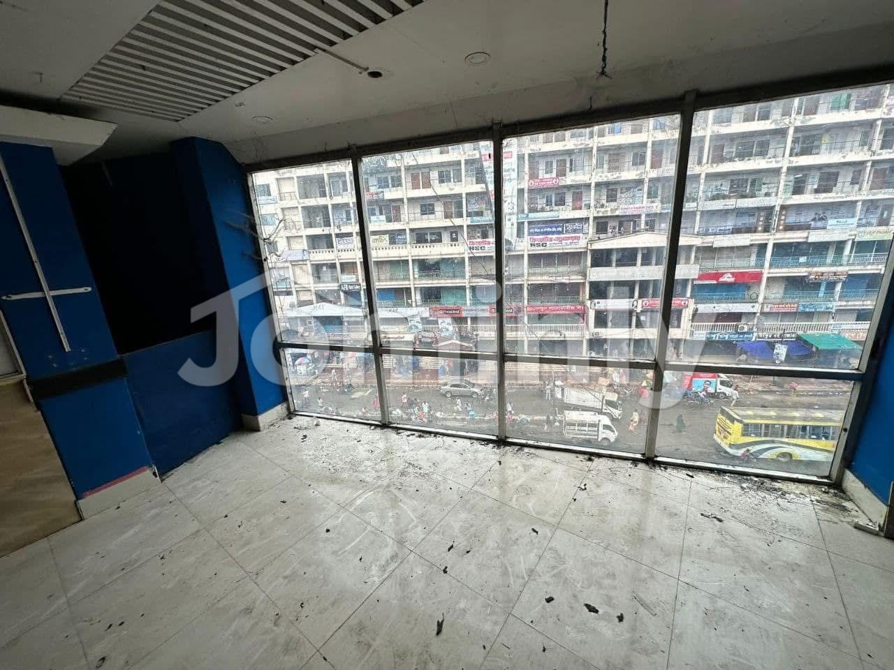 Open-Floor 4,600 Sqft 4th Floor Ready Commercial Space for Rent in Mirpur (Ideal for Corporate Office/MNC) - 3