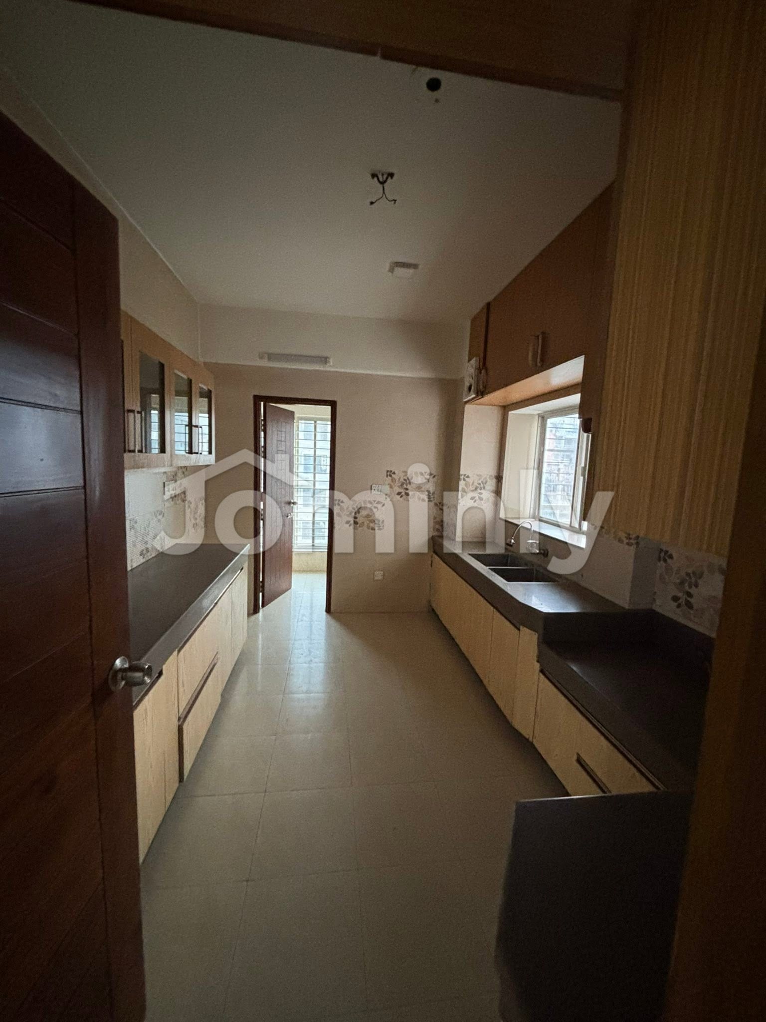 4th Floor Spacious Family Apartment for Rent at L-Block, Bashundhara R/A - 3