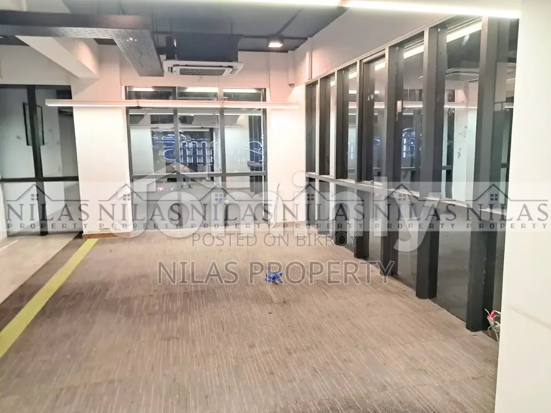 4th Floor Semi-Decorated Commercial Space for Rent at Mirpur 10