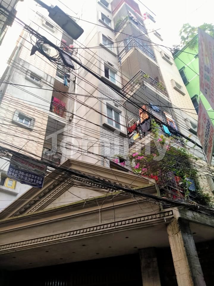 6th Floor 3-Bedroom Family Apartment for Sale at East Nakhalpara, Litchu Bagan