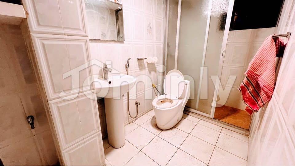 3rd Floor Front-Side 2265 Sqft Luxury Apartment with Line Gas for Sale at North Banani - 5