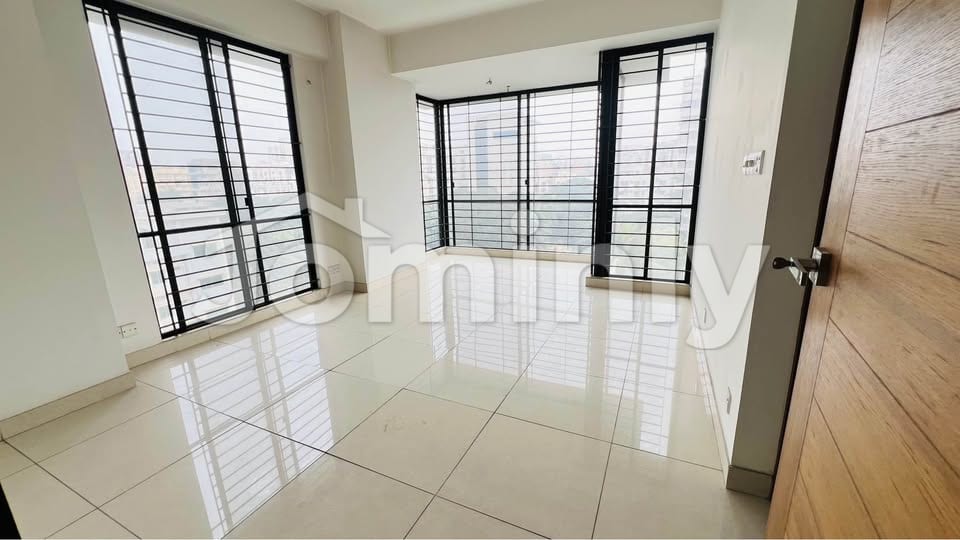 4th Floor 2686 Sqft Brand New Luxury Apartment with Gym & Conference Hall for Sale at Banani North - 2