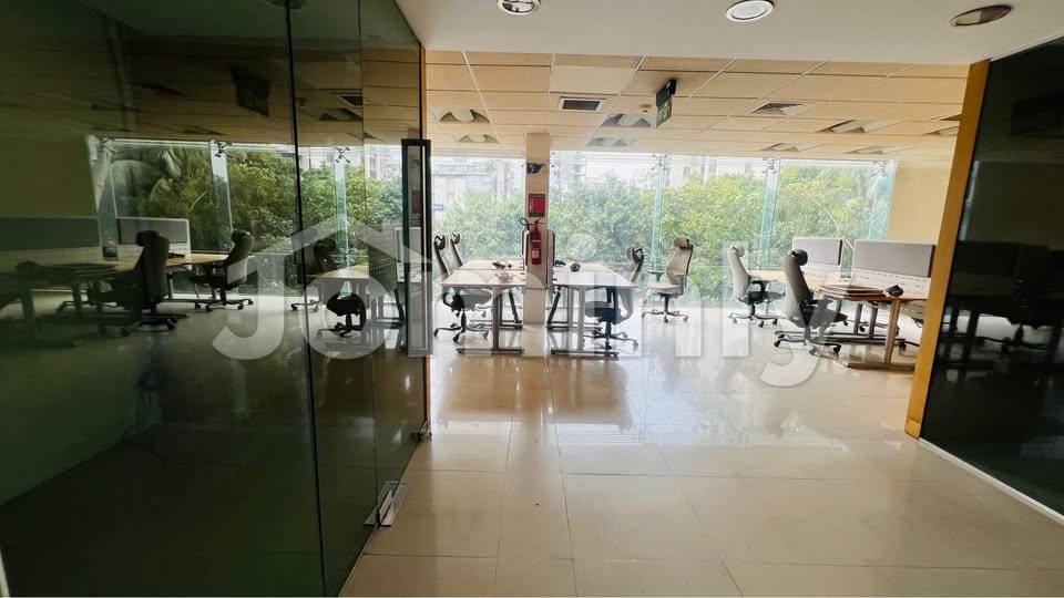 4th Floor 4500 Sqft Premium Fully Furnished Corporate Office Space for Rent at Gulshan