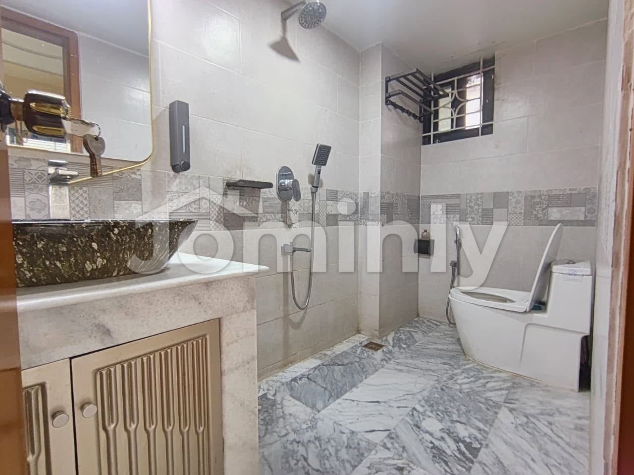 3000 Sqft 5-Bedroom South-Facing Luxury Duplex Apartment for Rent at Bashundhara R/A - 5