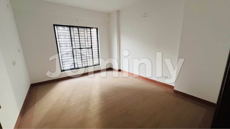 Brand New 3500 SQFT Commercial Office Apartment for Rent at 6th Floor, Gulshan - 5