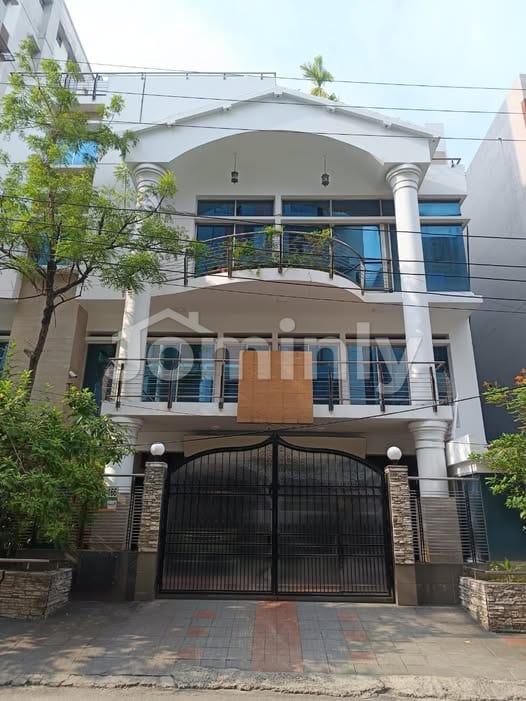 Exclusive G+5 Independent Luxury Mansion with Otis Lift for Rent at Mohakhali DOHS