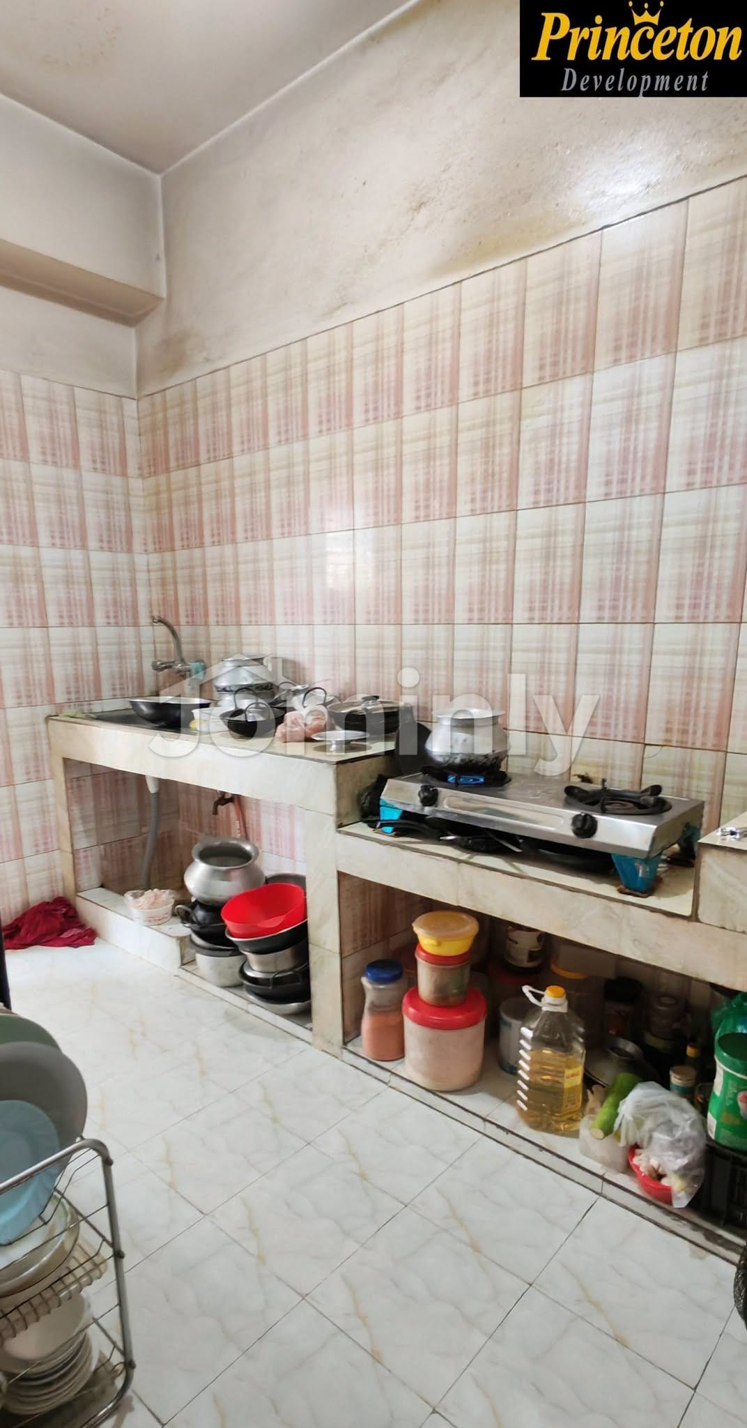 Comfortable 1,420 Sq. Ft. 3-Bedroom Apartment for Sale Opposite Eskaton Wakf Bhaban, Dhaka - 5