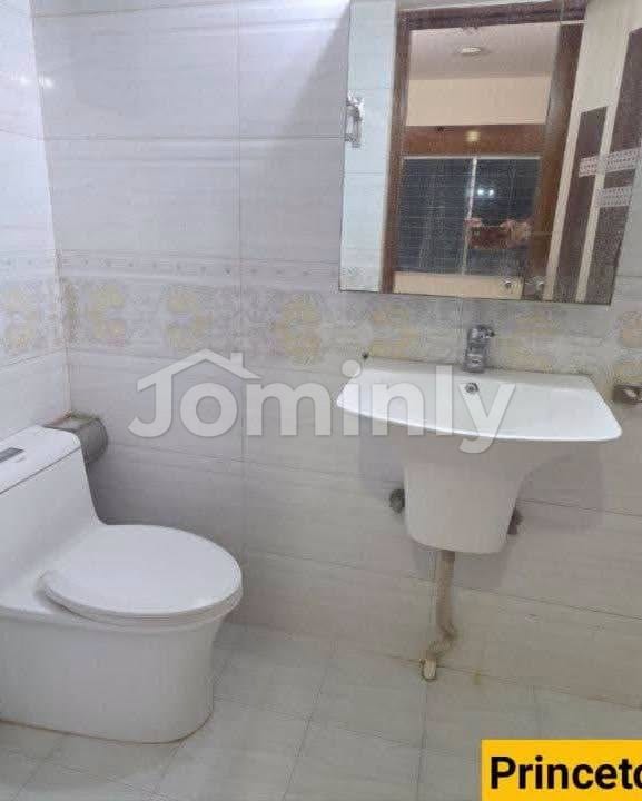 Luxury 2,990 Sq. Ft. 4-Bedroom Apartment with Titas Gas for Sale on Green Road, Dhaka - 4