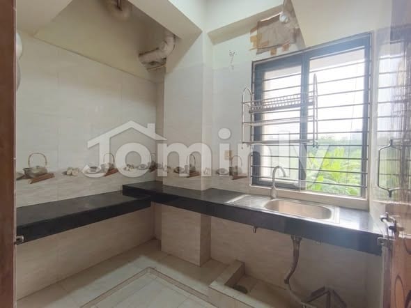 1st Floor 900 SQFT 2-Bedroom Compact Family Apartment for Rent at Bashundhara R/A - 2