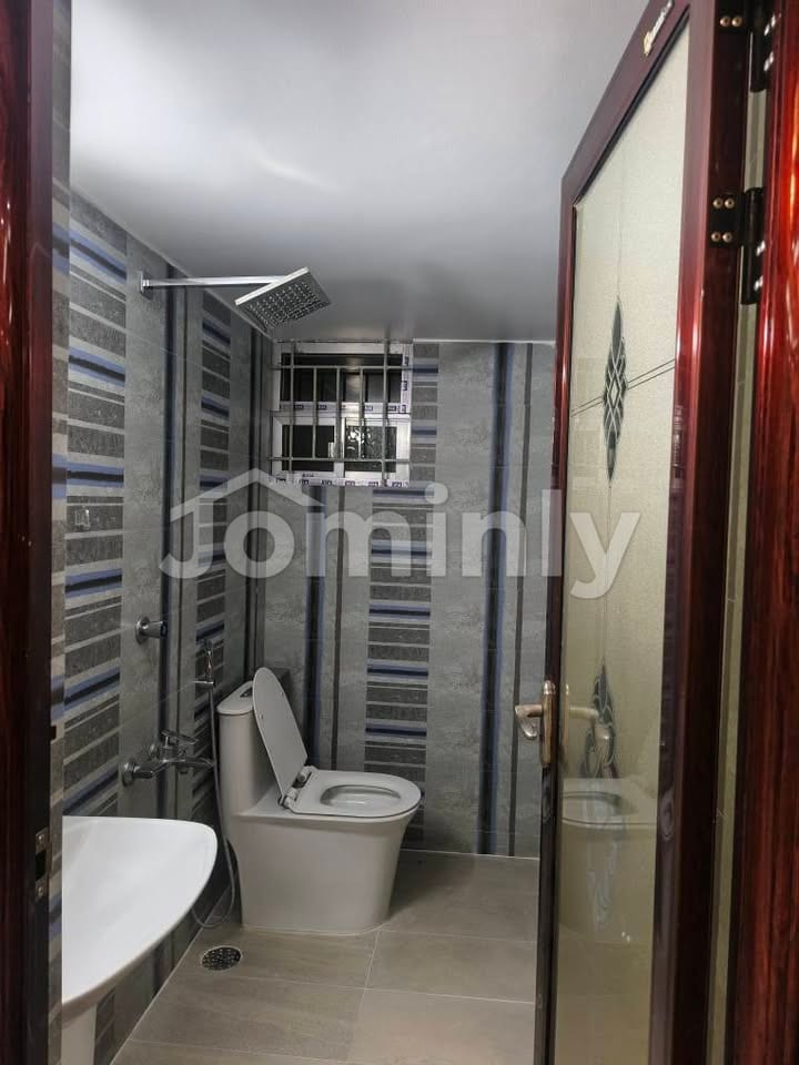 Luxury Interior 1,700 Sq. Ft. Single-Unit North-Facing Apartment for Sale in Uttara Sector-13 - 3