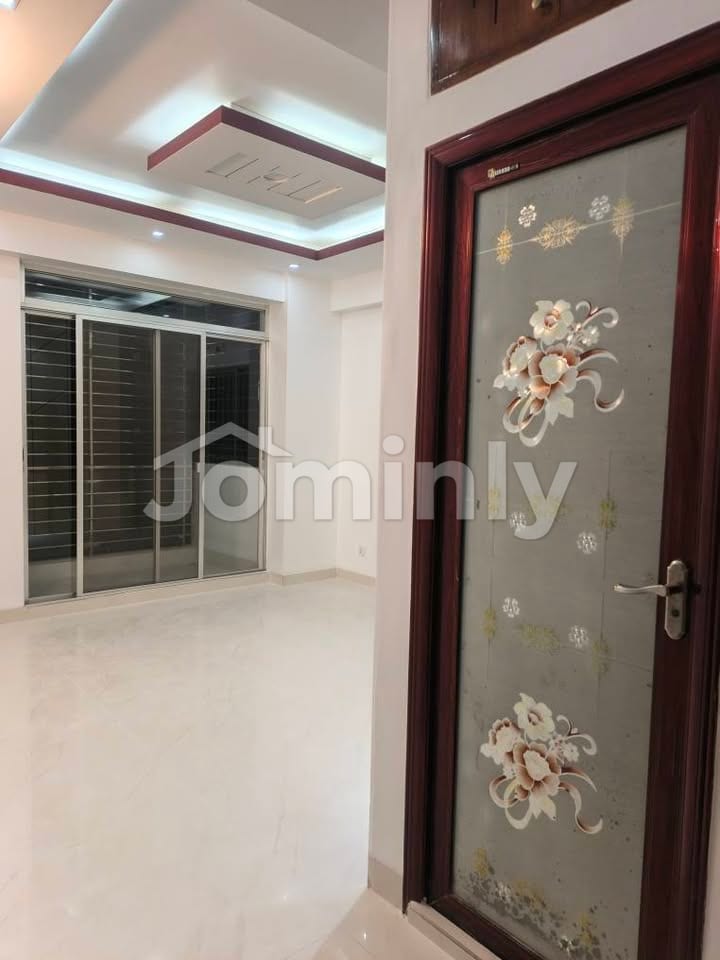 Luxury Interior 1,700 Sq. Ft. Single-Unit North-Facing Apartment for Sale in Uttara Sector-13 - 4