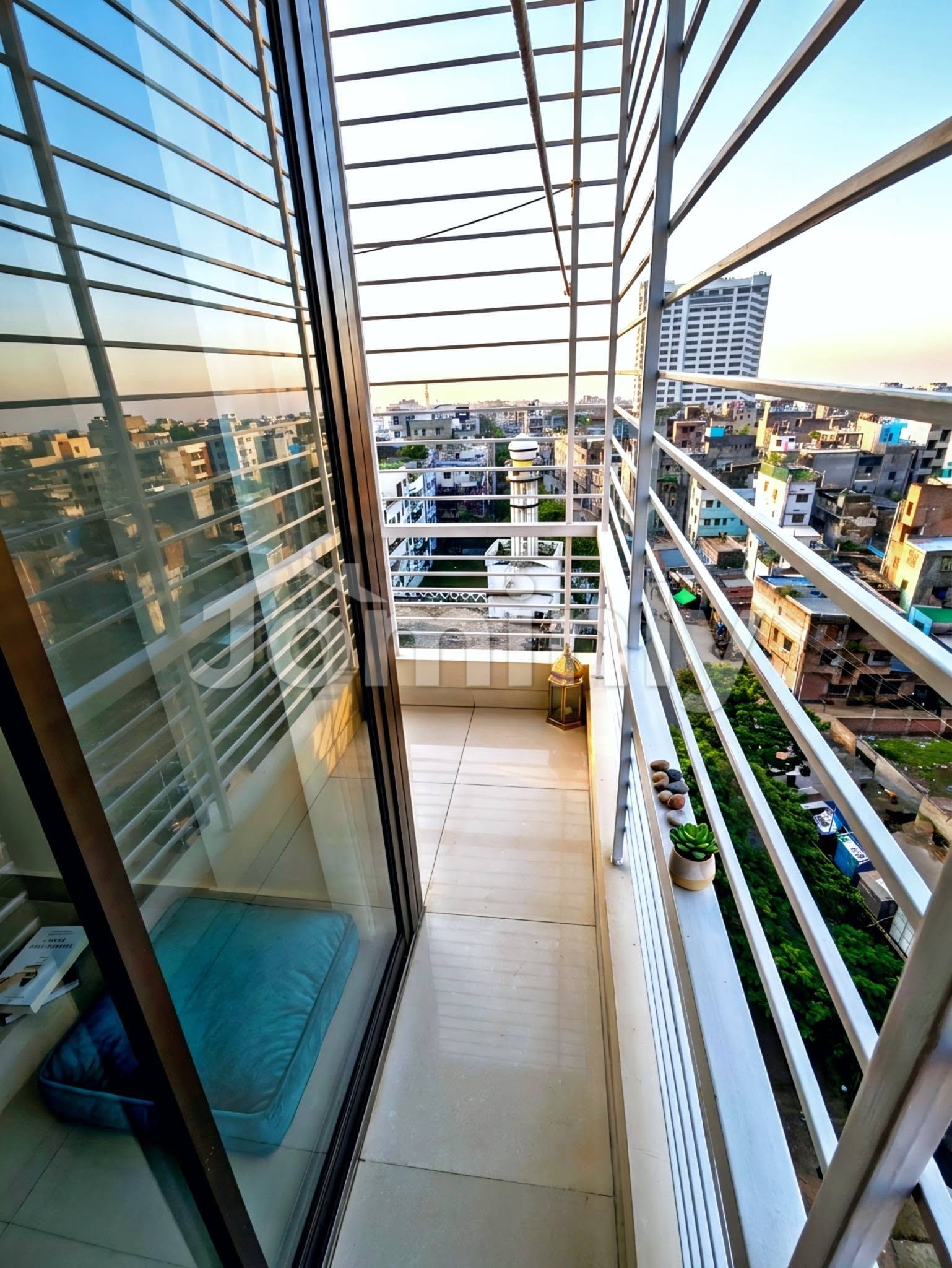 Luxury Interior 1,540 Sq. Ft. 3-Bedroom Apartment for Sale in Navana Probani Ridgedale Condominium, Mirpur - 2