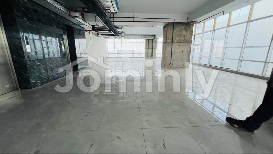 3753 SQFT Premium Commercial Space for Rent | 15th–19th Floor | Mohakhali | Central Air Conditioning | Double-Glazed Glass - 3