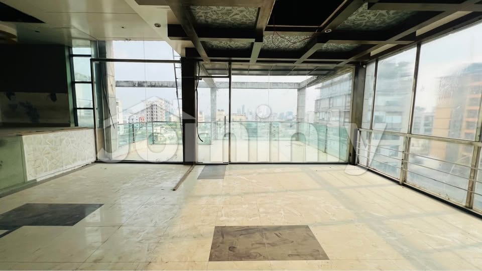 2000 SQFT Rooftop Commercial Space for Rent | Banani | Top Floor | Corner Plot | Spacious Terrace