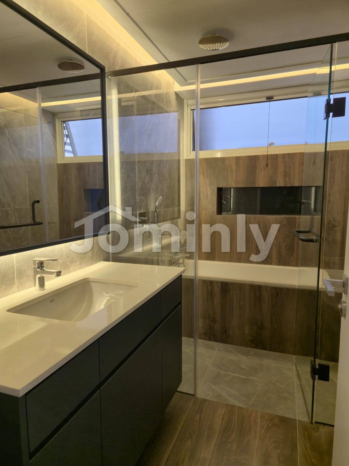 7th Floor 3550 SQFT Brand New Luxury 4-Bedroom Apartment with Pool & Gym for Rent at Gulshan 2 - 4