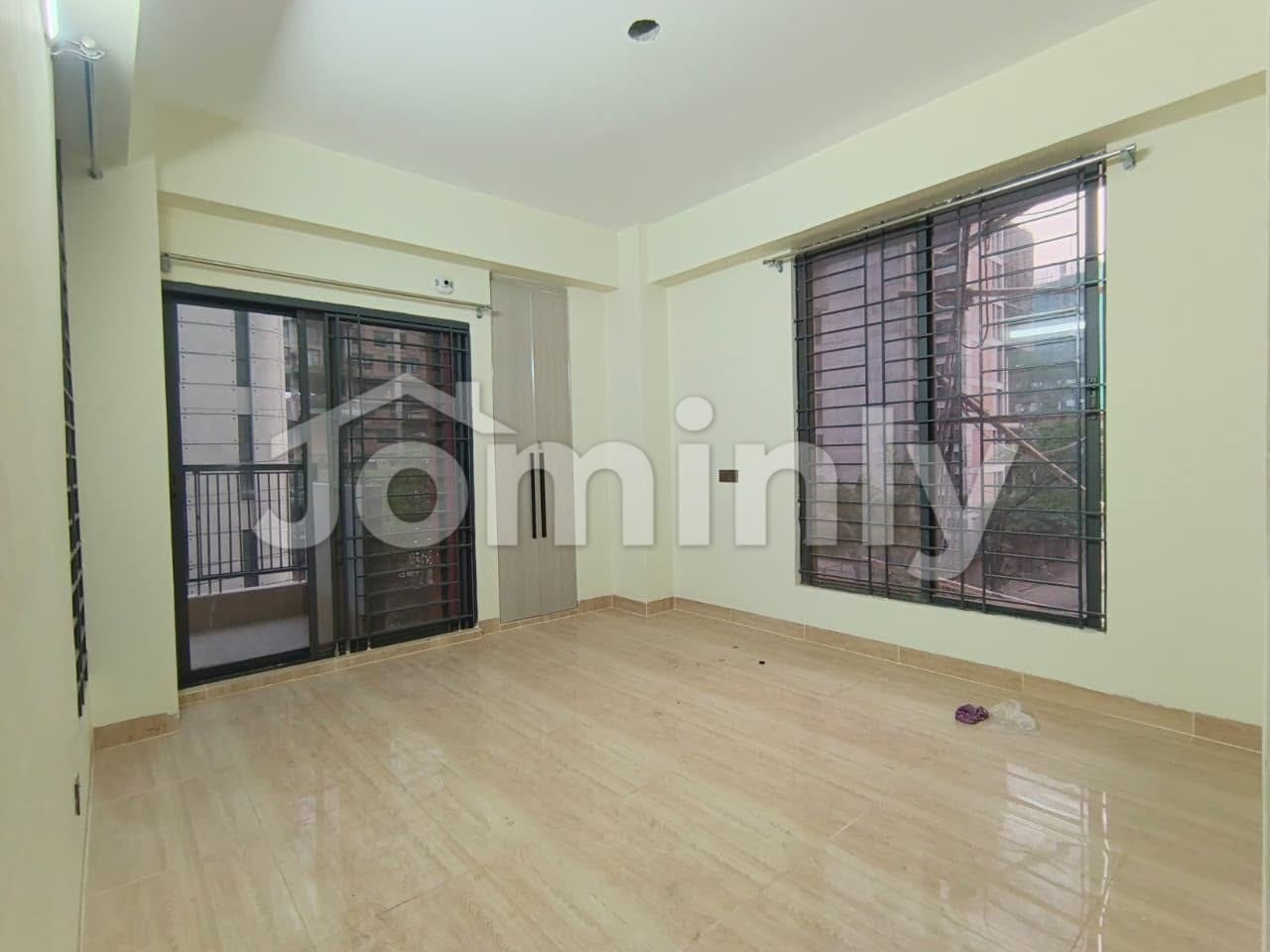 2000 SQFT Brand New Luxury Apartment for Rent | Bashundhara R/A | 5th Floor | South-Facing | 4-Bedroom - 2
