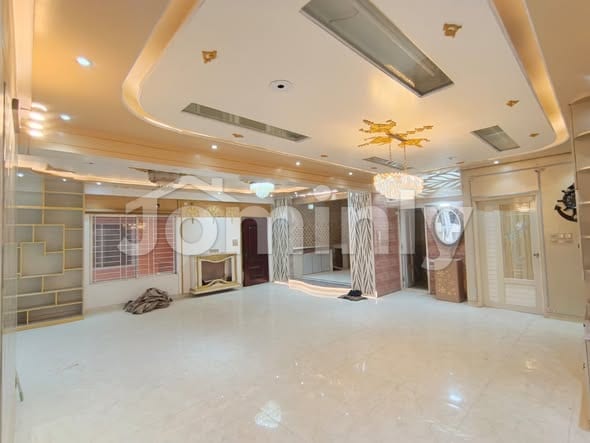 2200 SQFT Semi-Furnished Spacious Apartment for Rent | Bashundhara R/A | 8th Floor | South-Facing | 4-Bedroom (Family Only) - 2