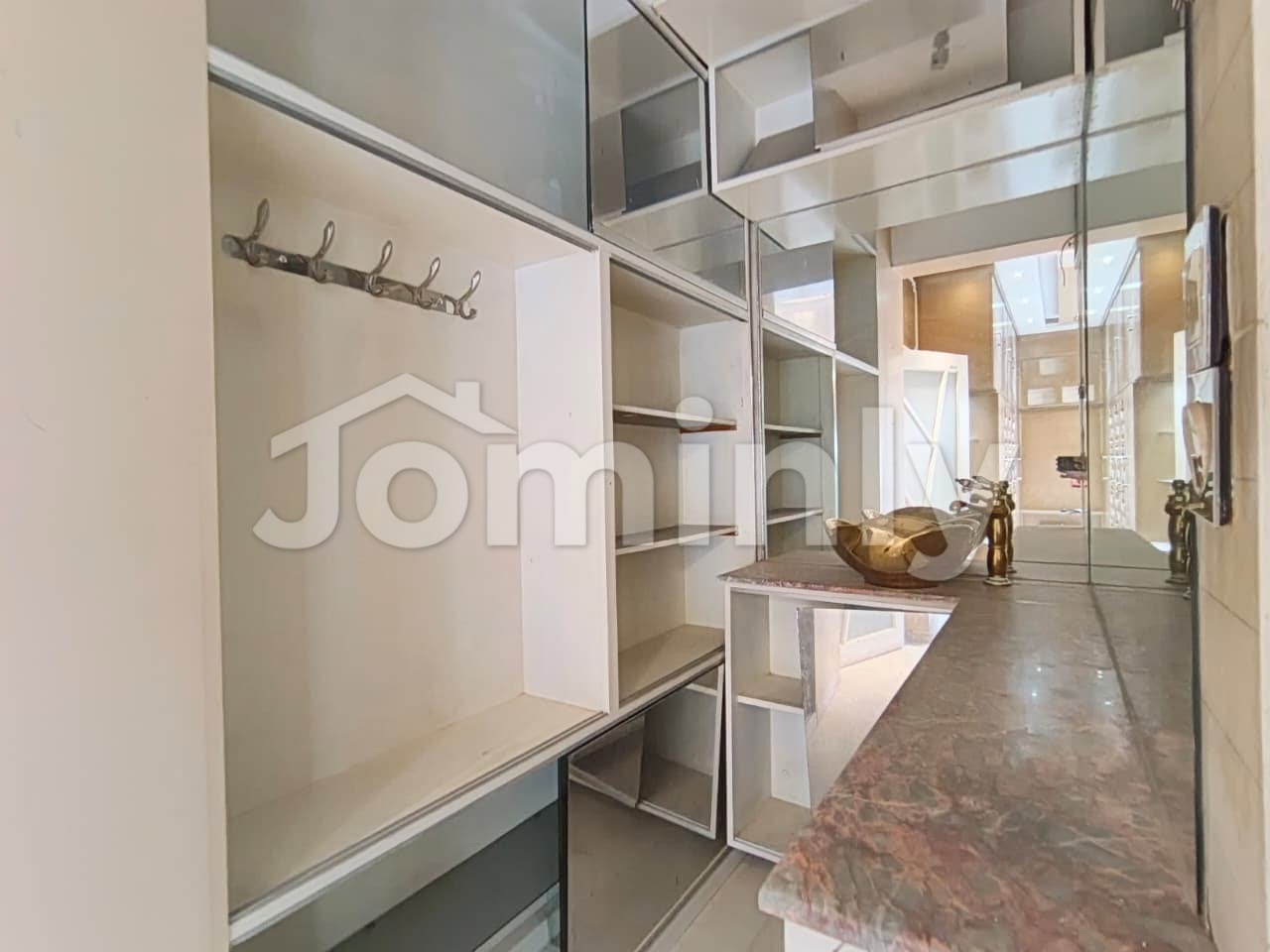 2200 SQFT Semi-Furnished Spacious Apartment for Rent | Bashundhara R/A | 8th Floor | South-Facing | 4-Bedroom (Family Only) - 4