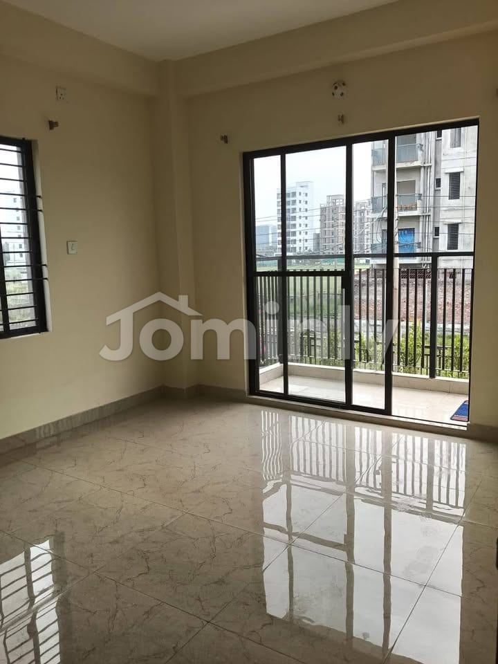 Luxury Brand-New 1,650 Sq. Ft. Single-Unit South-Facing Apartment for Sale in Uttara Sector-17/I