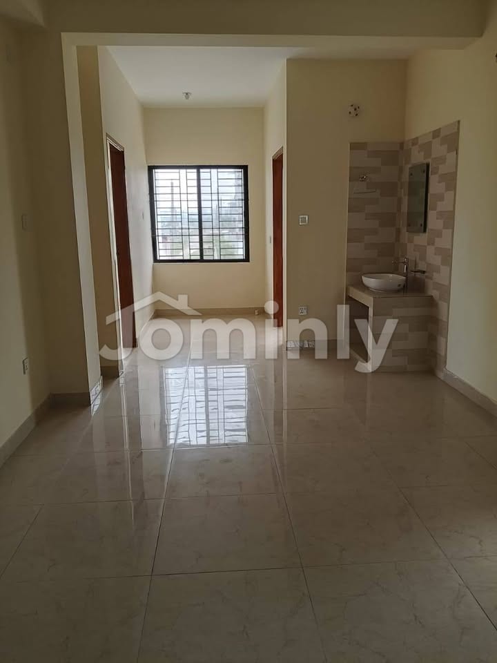 Luxury Brand-New 1,650 Sq. Ft. Single-Unit South-Facing Apartment for Sale in Uttara Sector-17/I - 4