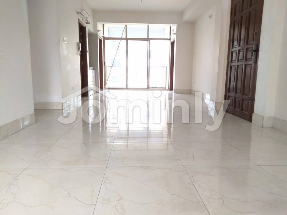 Well-Maintained 1,550 Sq. Ft. 3-Bedroom Apartment for Sale in Bashundhara R/A, Block-L - 4